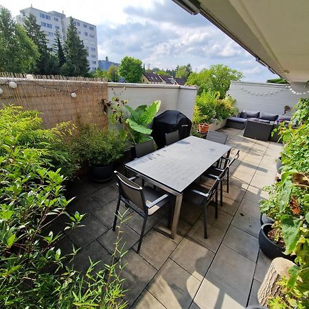 Cosi - Komfortables Privatzimmer Mit Grosser Terrasse Und Parkplatz Appartement Kreuzlingen Buitenkant foto